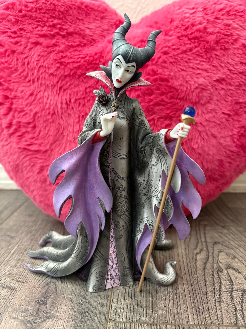 Maleficent couture de force figurine - Disney showcase - sleeping beauty villain